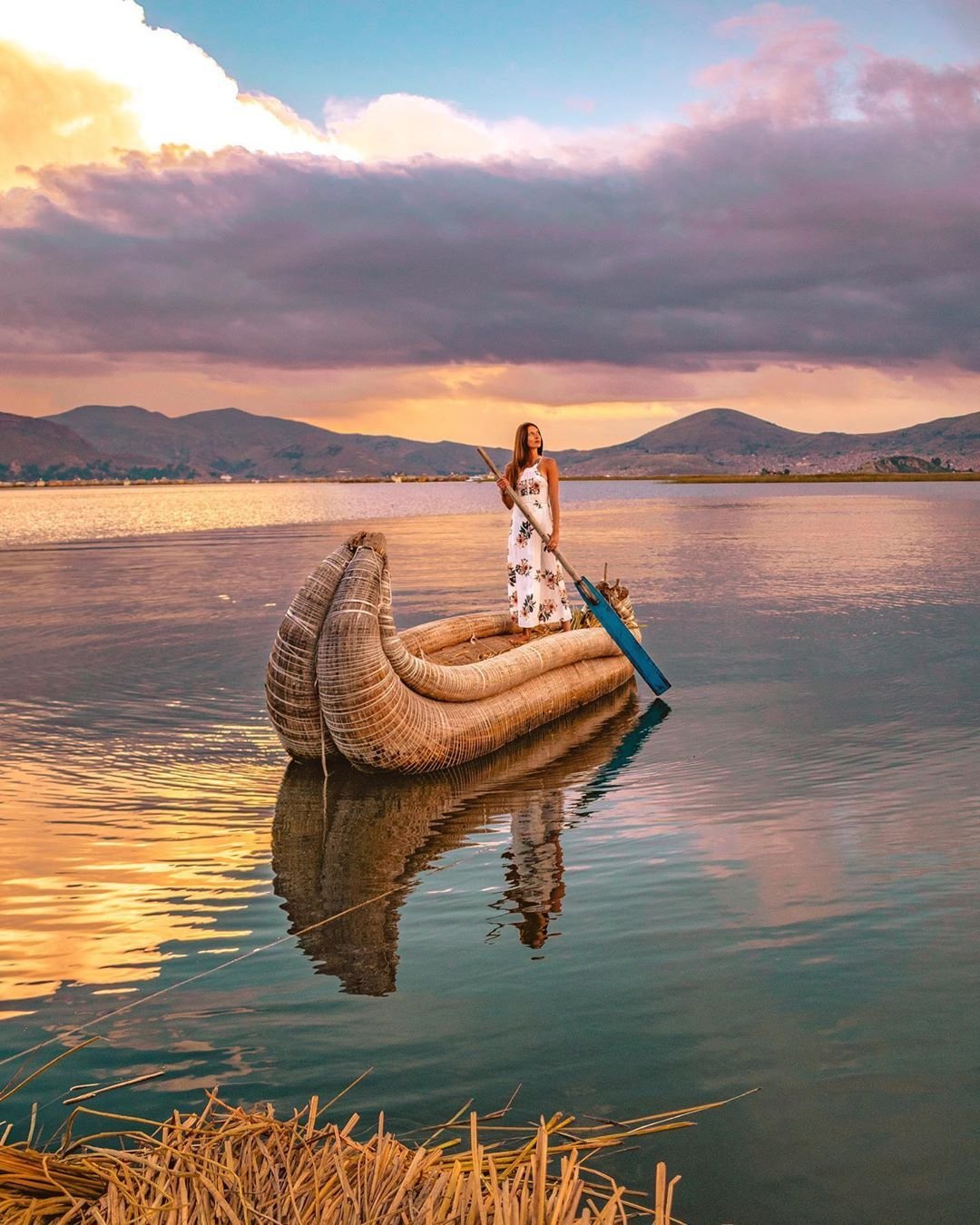 Best Peru Tour Packages - Navigating the deep blue waters of Lake Titicaca in Puno