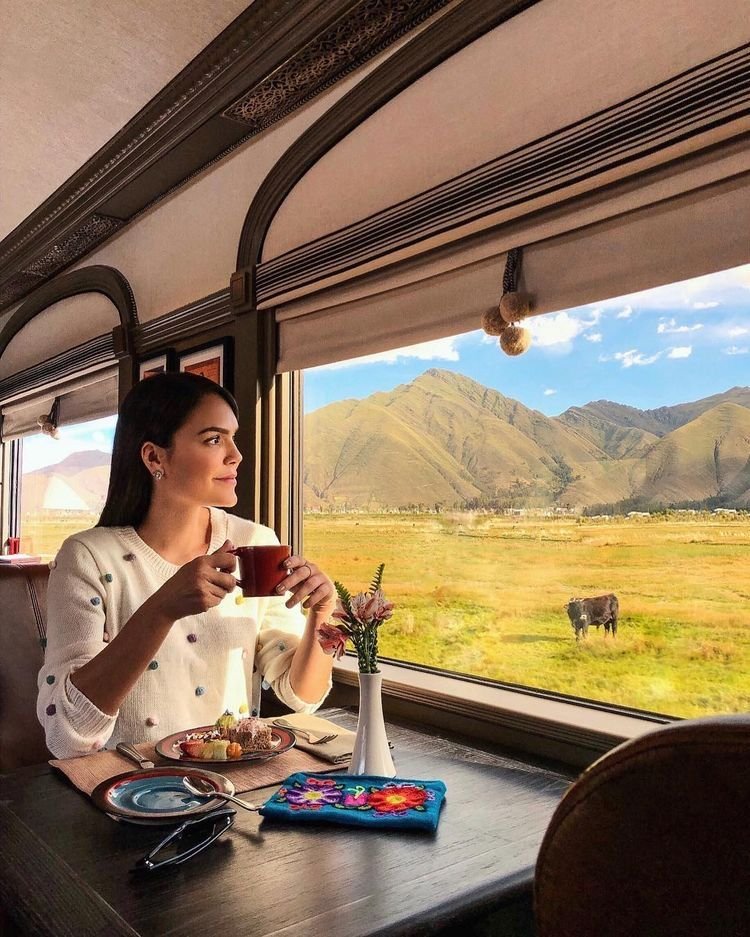 Machu Picchu Full Day Tour From Cusco - Scenic rail journey between Ollantaytambo and Machu Picchu