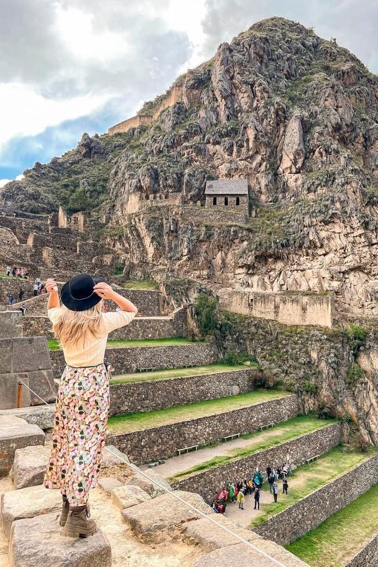 Ollantaytambo To Machu Picchu Train - Historic cobblestone town and railway departure hub