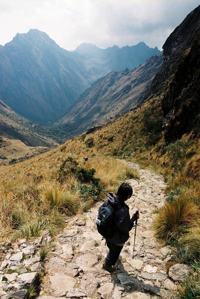 Short Vs Classic Inca Trail - Classic 4-day Inca Trail high mountain campsite